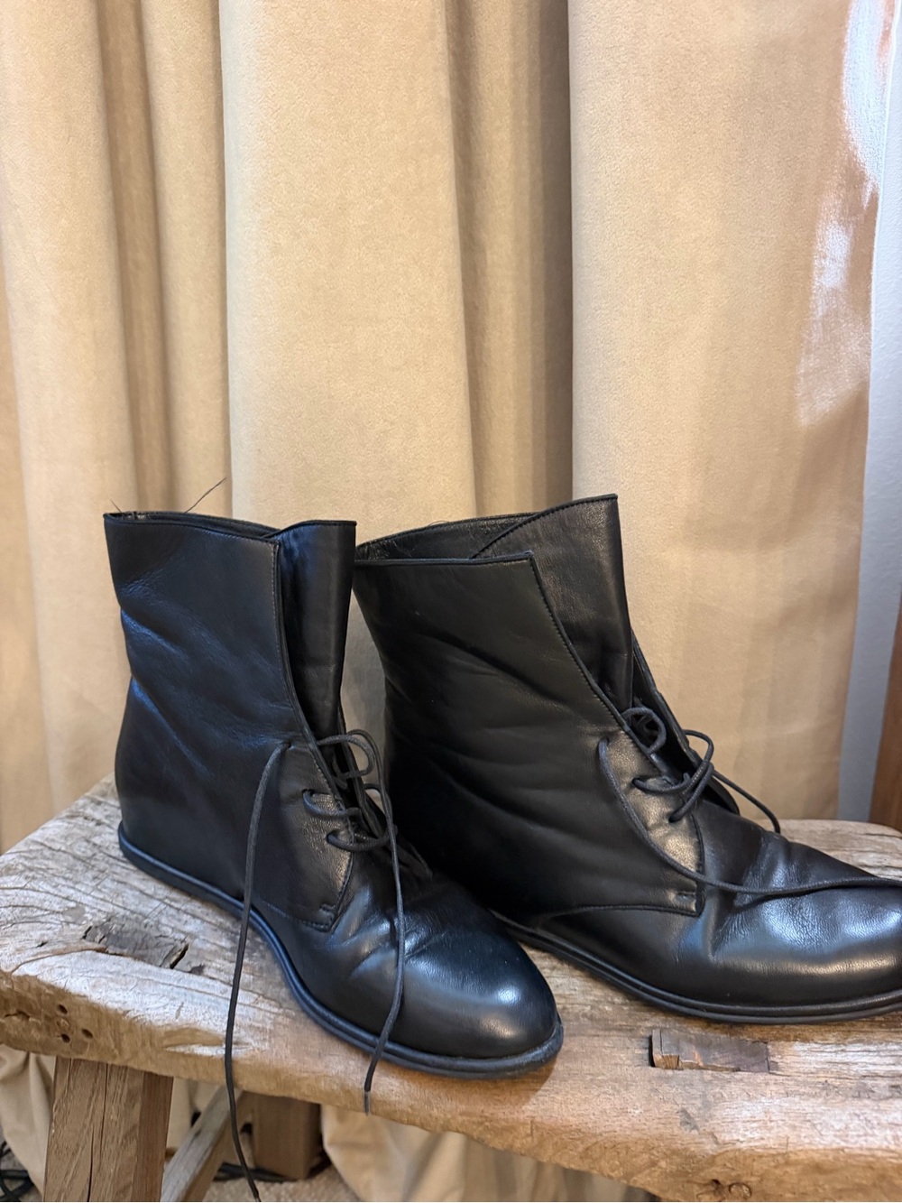 Stuart Weitzman Black Leather Lace-Up Stepmistress Boots